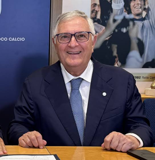 Sen. Dott. Vincenzo D'Anna, Presidente FNOB